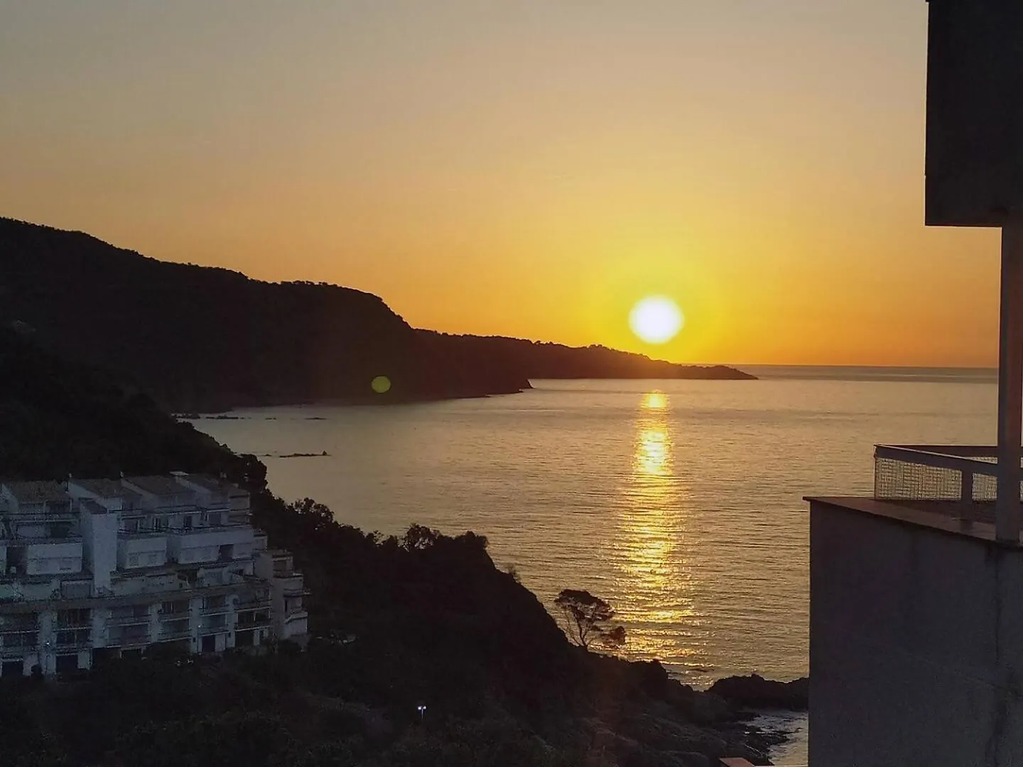 Xalana Con Terraza Y Magnificas Vistas Al Mar Apartment Girona Spain